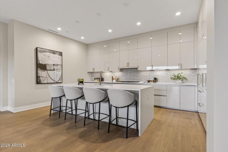 16_19355_N_73rd_Way16_mls