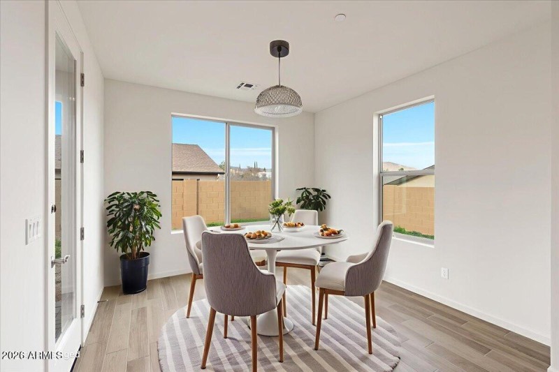 04-832 Eugene Dining Area Virtually Stag