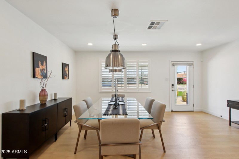 8-print-E Latham St-S1507-008