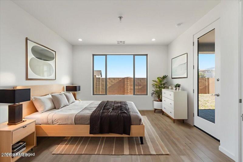 14-833 Eugene Primary Bedroom Virtually