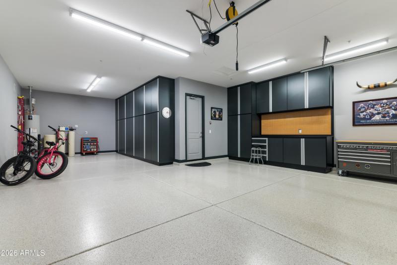 Tandem 3.5 car garage