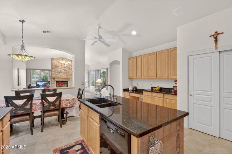 18-web-or-mls-30-N Recker Rd