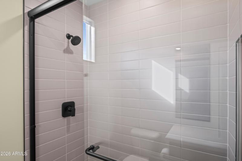 Guest shower