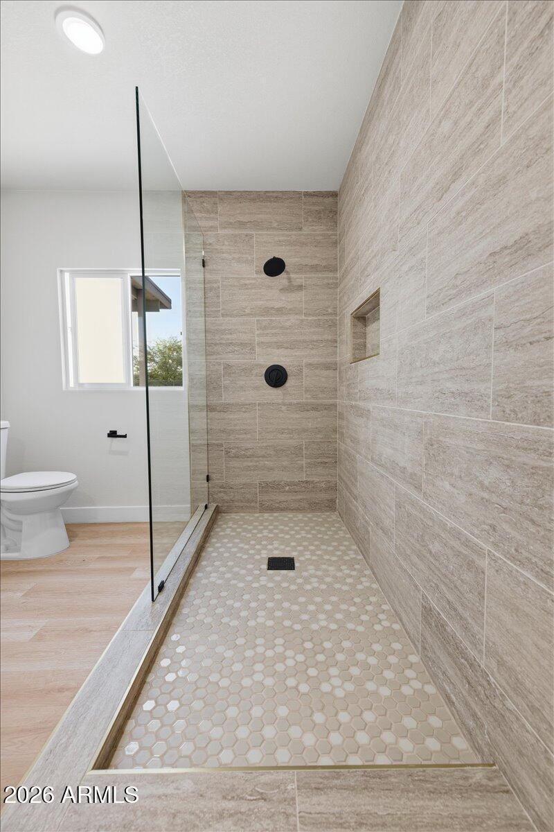 35-4210_N_18th_Ave_35