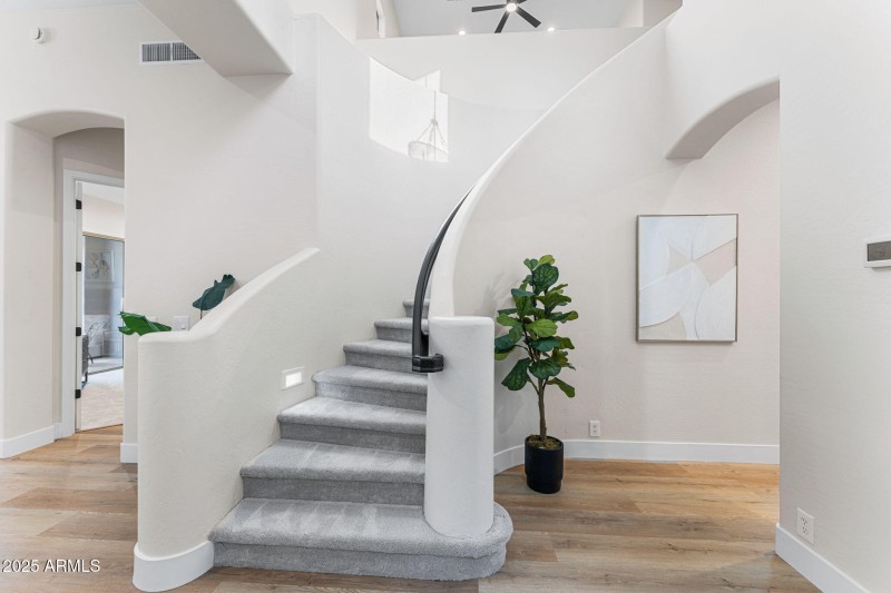 7266 E Del Acero Dr | Gainey Ranch