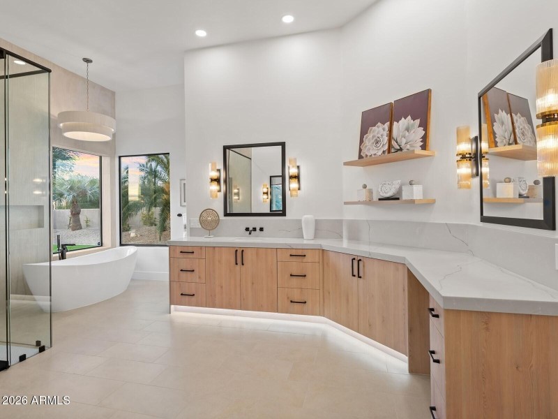 046_Primary Bathroom