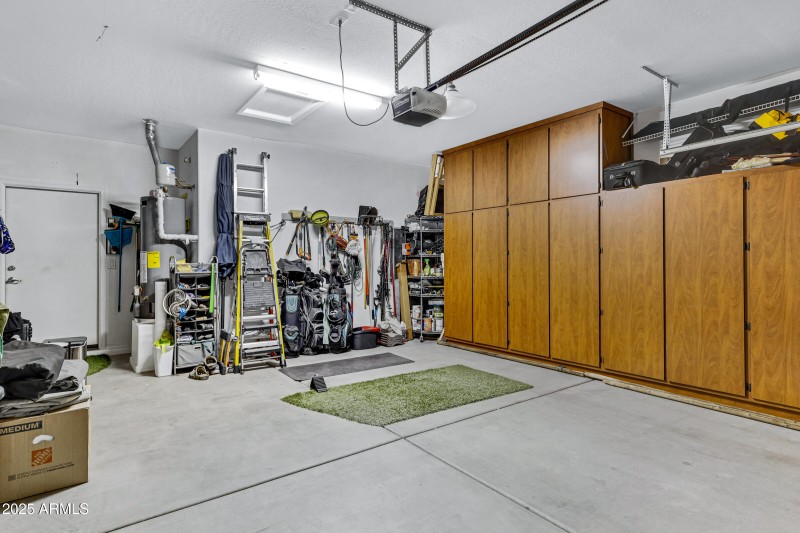 42585 W Heavenly Pl-27