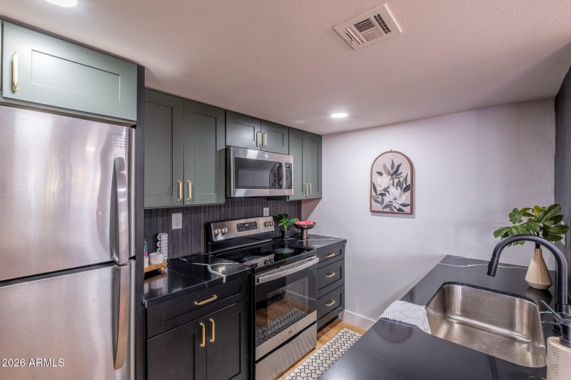 (Updated) Emilita Listing Pics 6