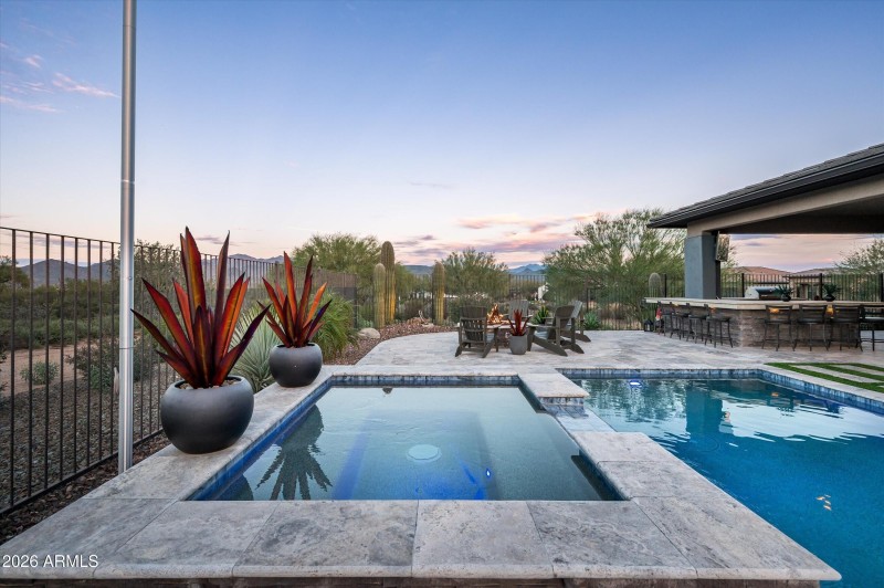 Lounge in the Hot Tub