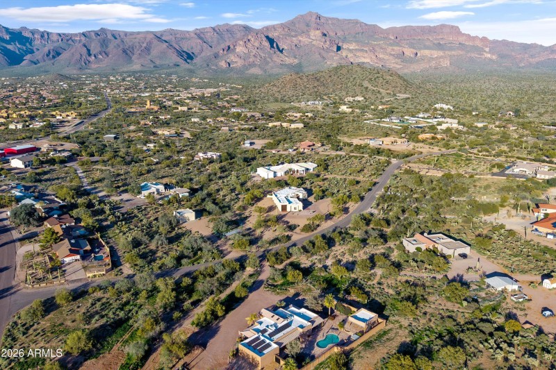 55-DJI_20251215155736_0100_D