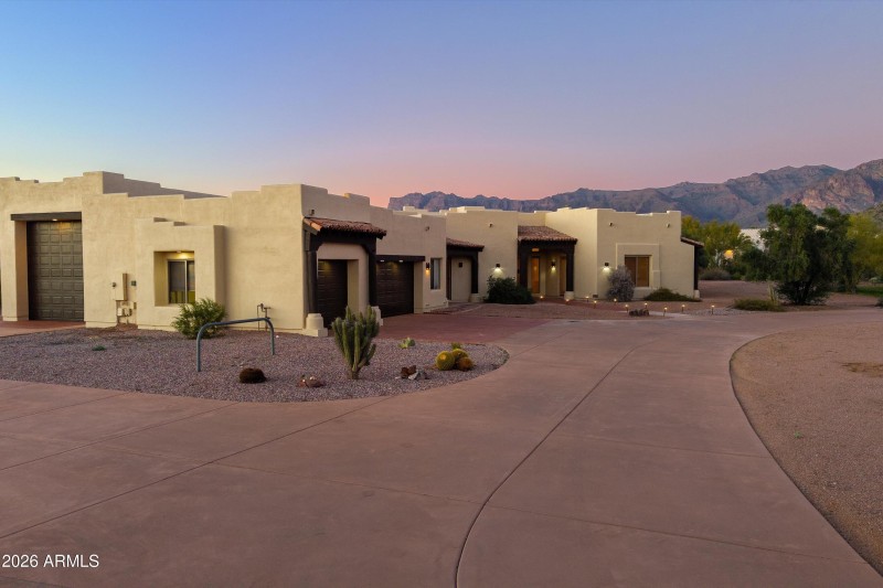 74-DJI_20251215173220_0175_D