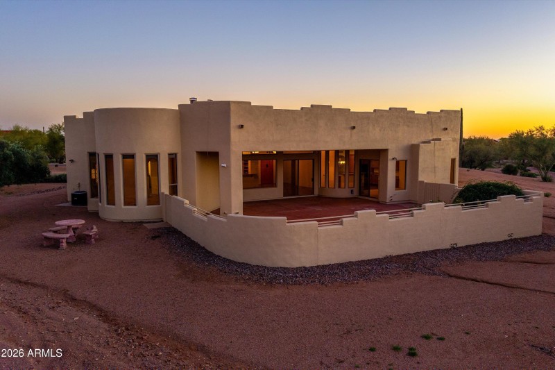 76-DJI_20251215173316_0181_D