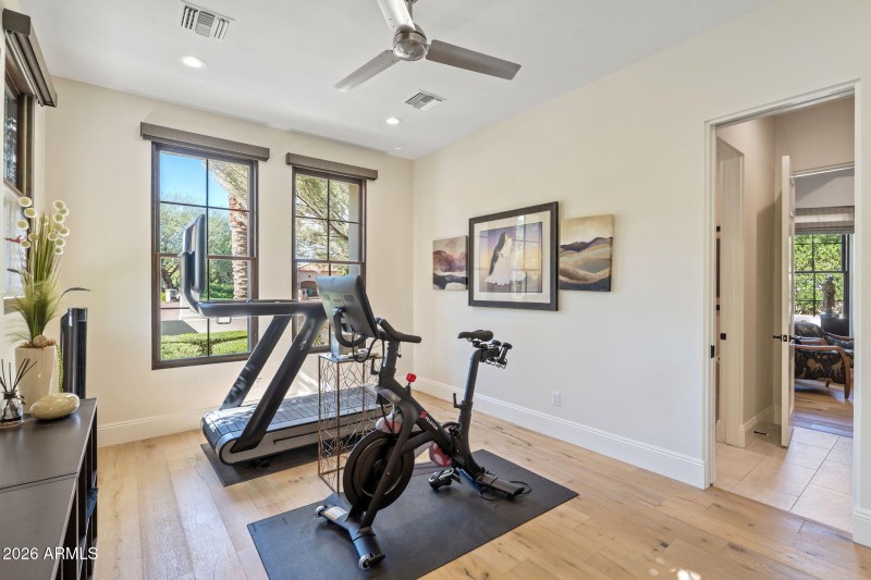 Jack and Jill Bedroom 4