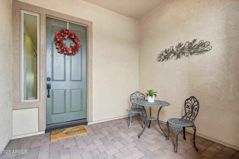 11-web-or-mls-N 129th Dr-009