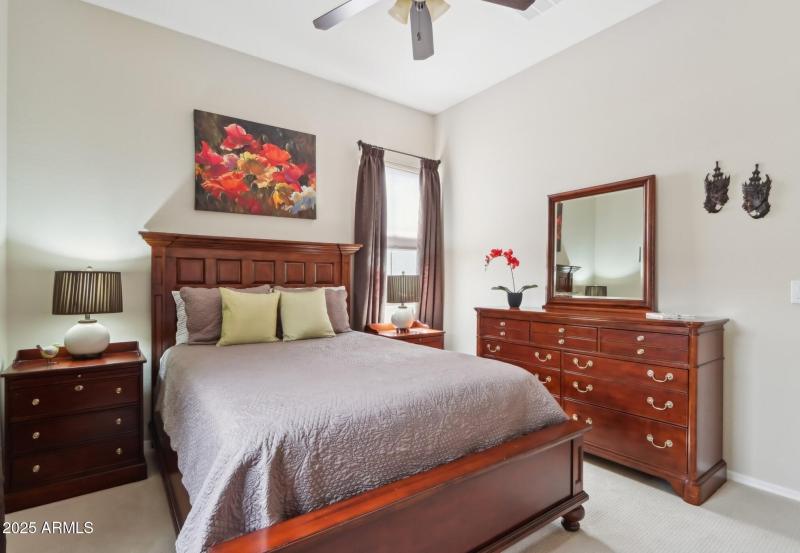 30-web-or-mls-N 129th Dr-028 (1)