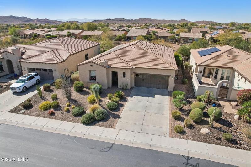 49-web-or-mls-N 129th Dr-047