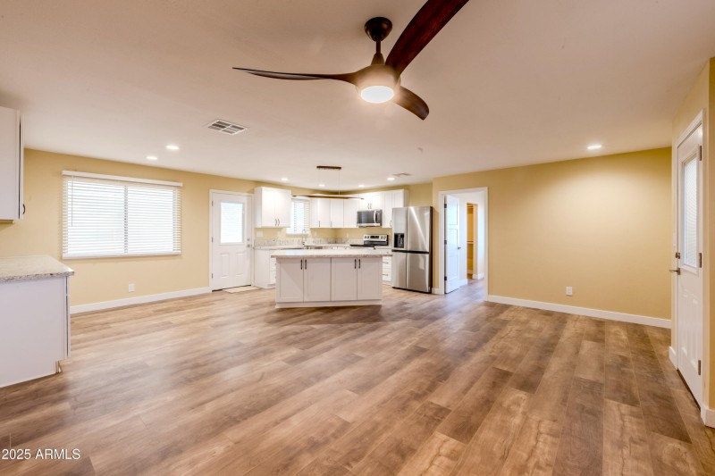 10201 -N-99th ave #165-NIC_5075-HDR