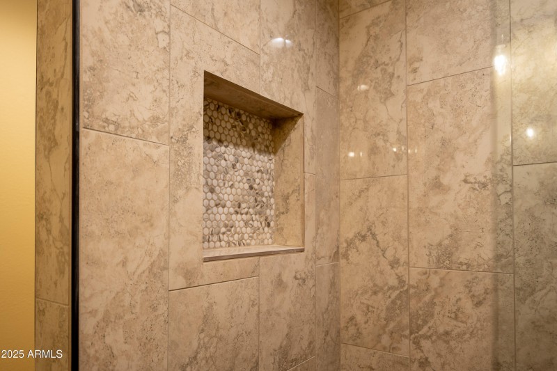 10201 -N-99th ave #165-NIC_5211