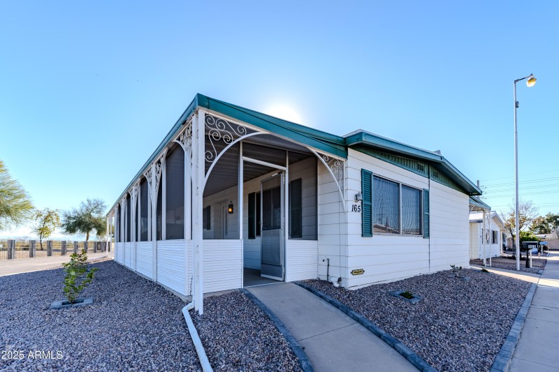 10201 -N-99th ave #165-NIC_5407-HDR