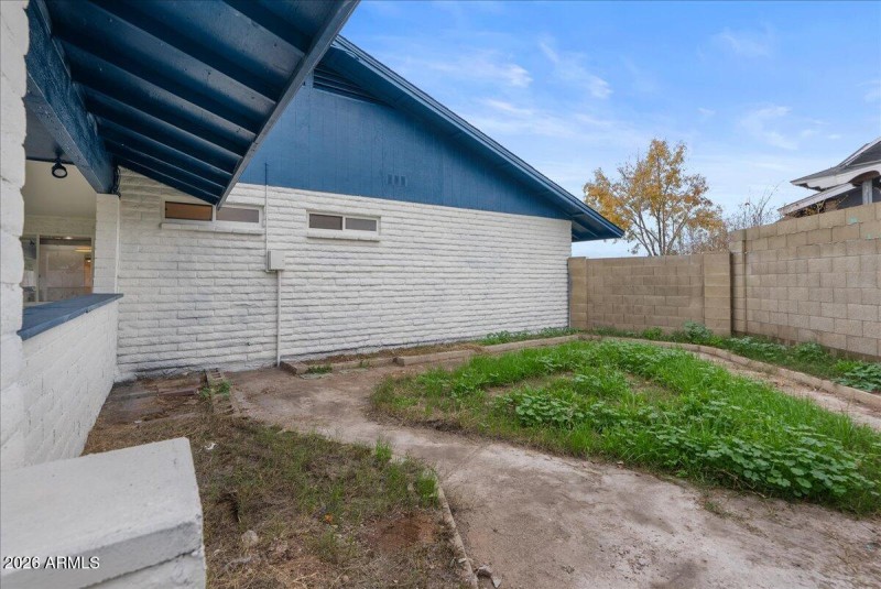 33-6909 W Georgia Ave_RedHogMedia - Copy