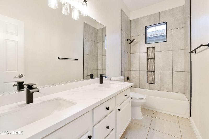 11-web-or-mls-DLB_2787