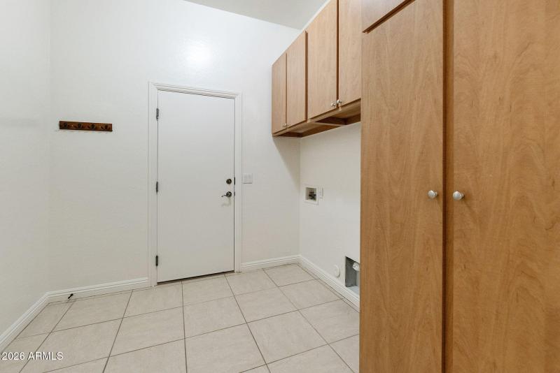 25-web-or-mls-DLB_2801