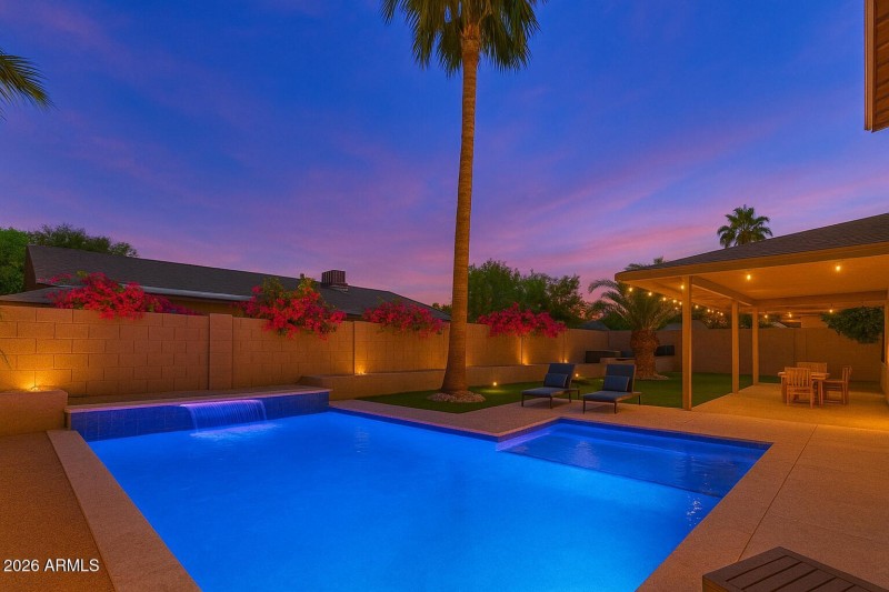 8-GPTTwilightBackyard