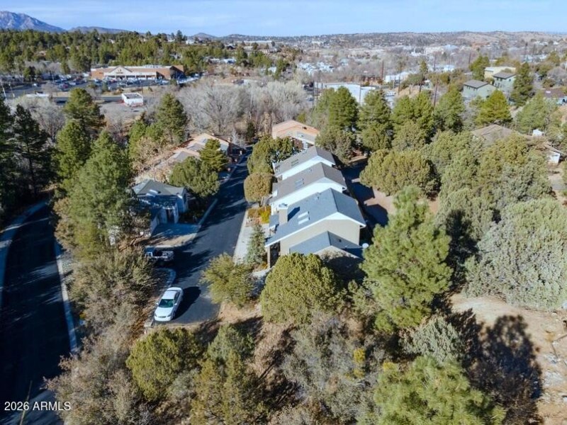 Lot 1 mi to Courthouse Plaza