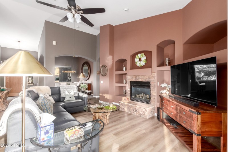 4619 E Sierra Sunset Trl