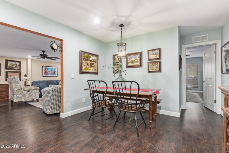 9013 E Sun Lakes Blvd S