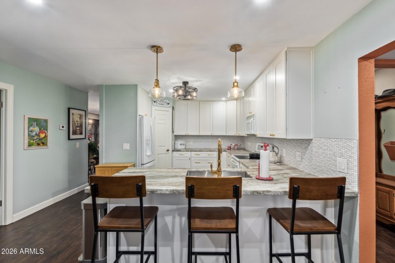 9013 E Sun Lakes Blvd S