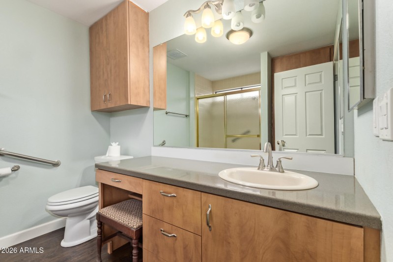 9013 E Sun Lakes Blvd S