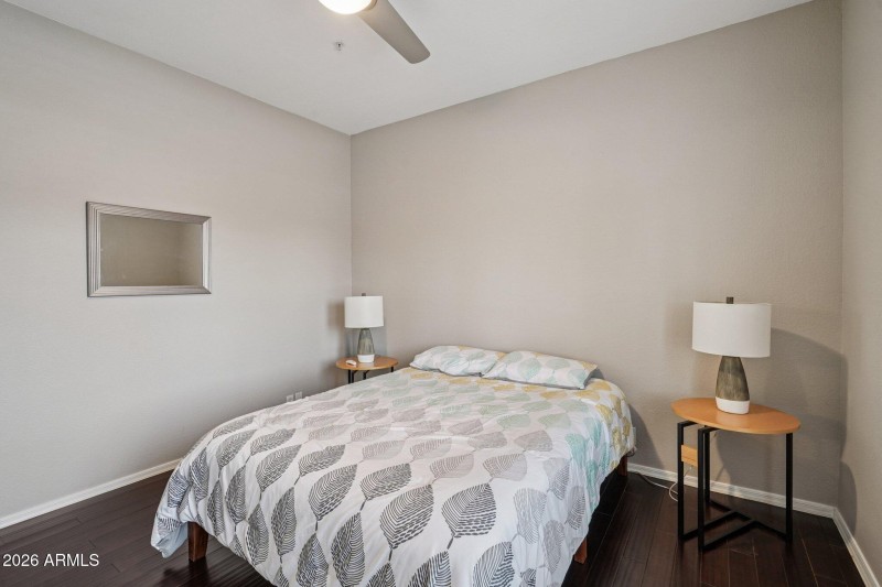 19-web-or-mls-N Saguaro Blvd-S0801-019