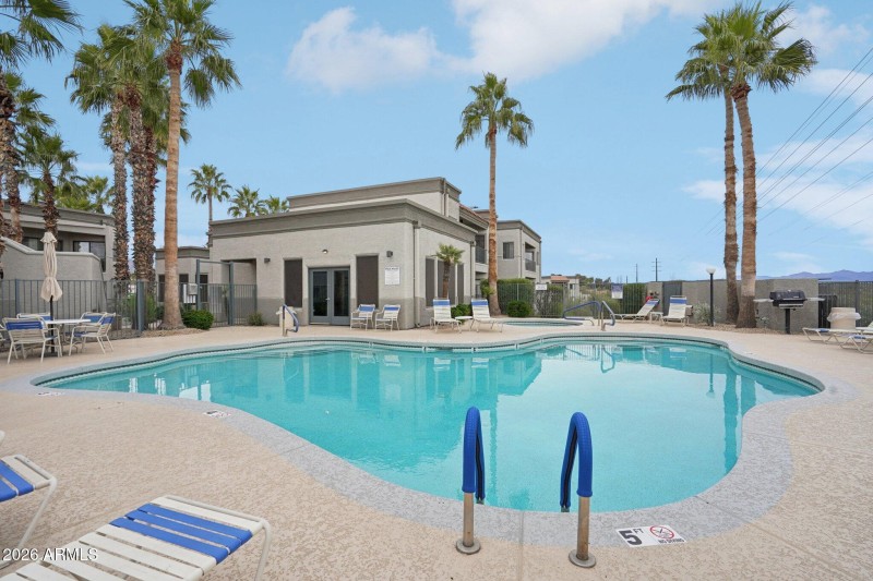 46-web-or-mls-N Saguaro Blvd-0801-916