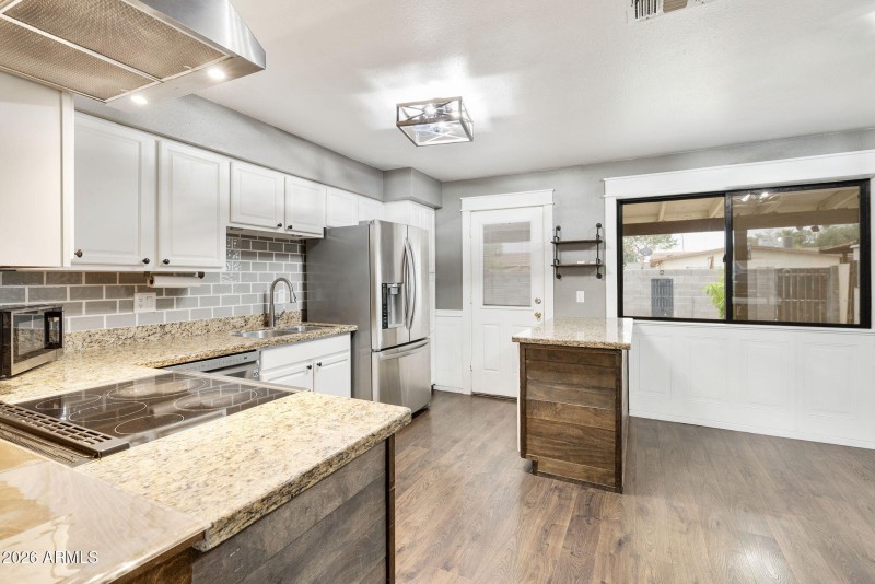 9-web-or-mls-dlb_2980-dlb_2984