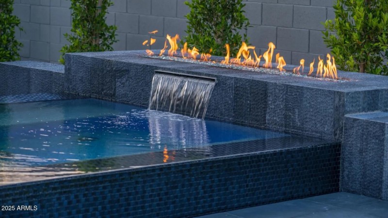 CP_JH_25_04-62_HERO (1)