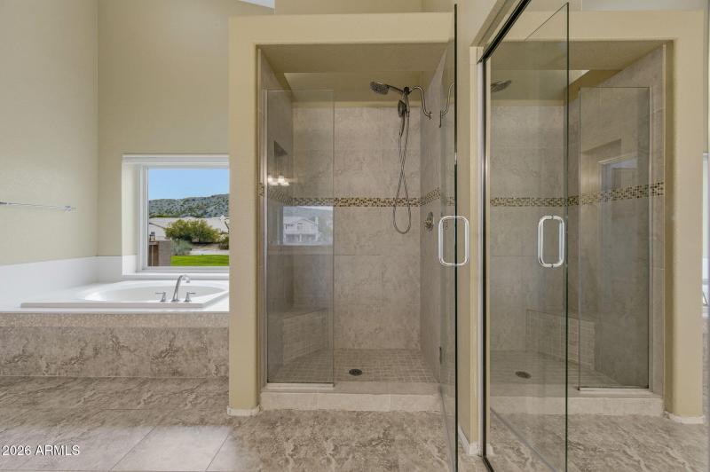 36-web-or-mls-16601 S 15th St-35