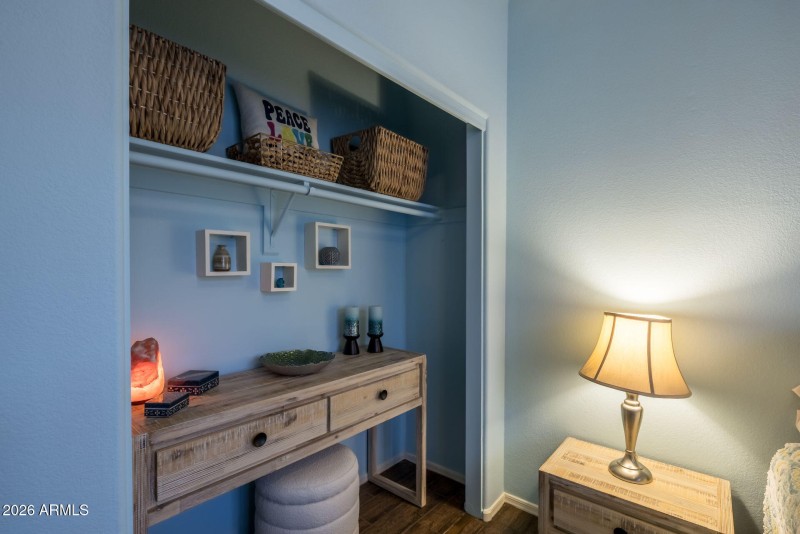 Even the Closet Here is Cute!