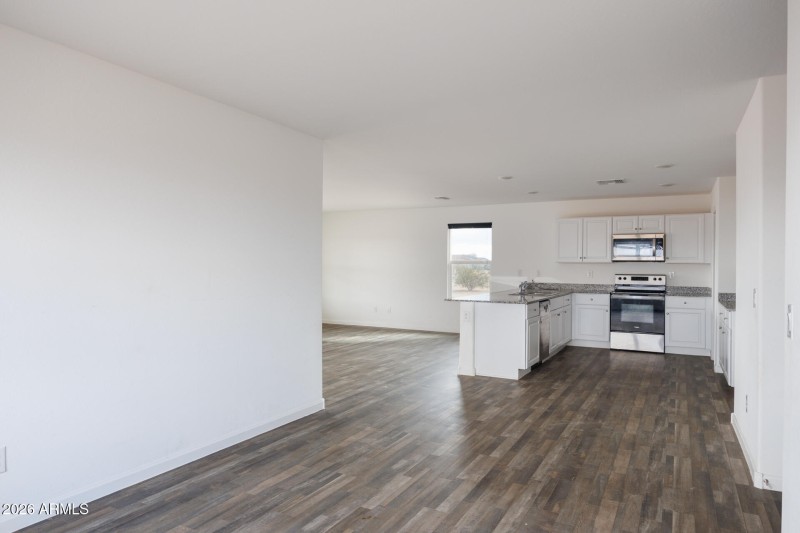3555 N Kiva - Dining Room View