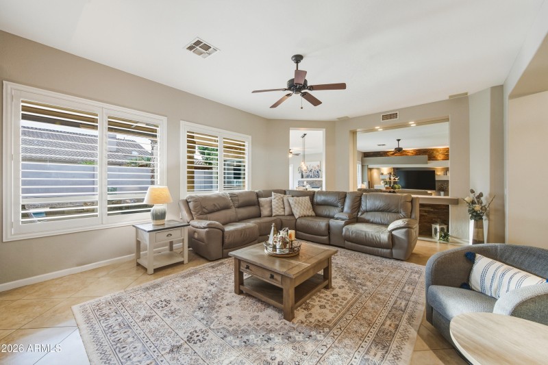 16635 S 12th - Living Room