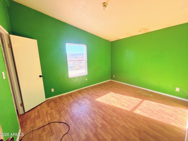 Media 42-E06FD835-9358-441C-B1BE-937FDDC