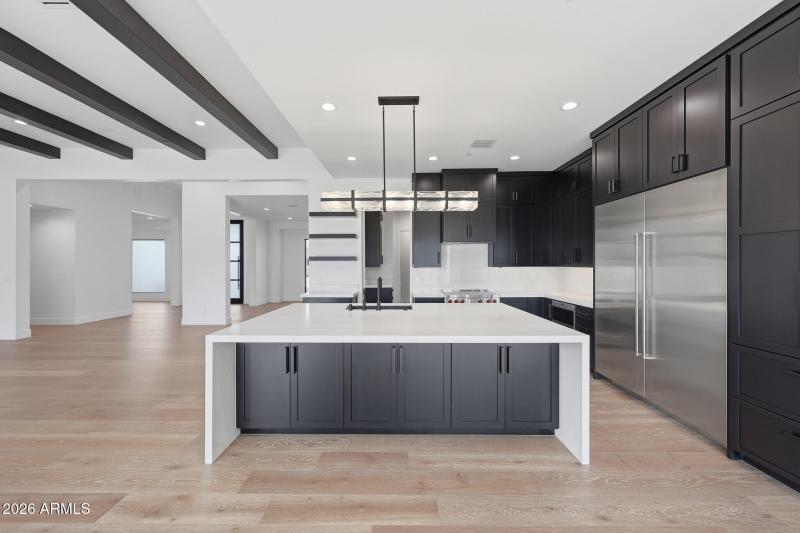B1 - Reflecting_Walls_Real_Estate_Photog