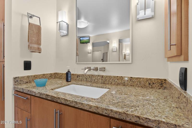 28-web-or-mls-18-Via De La Luna