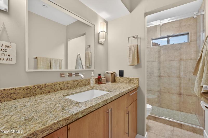 34-web-or-mls-08-Via De La Luna