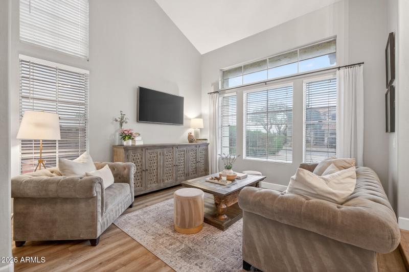 4221 E Rancho Caliente Drive