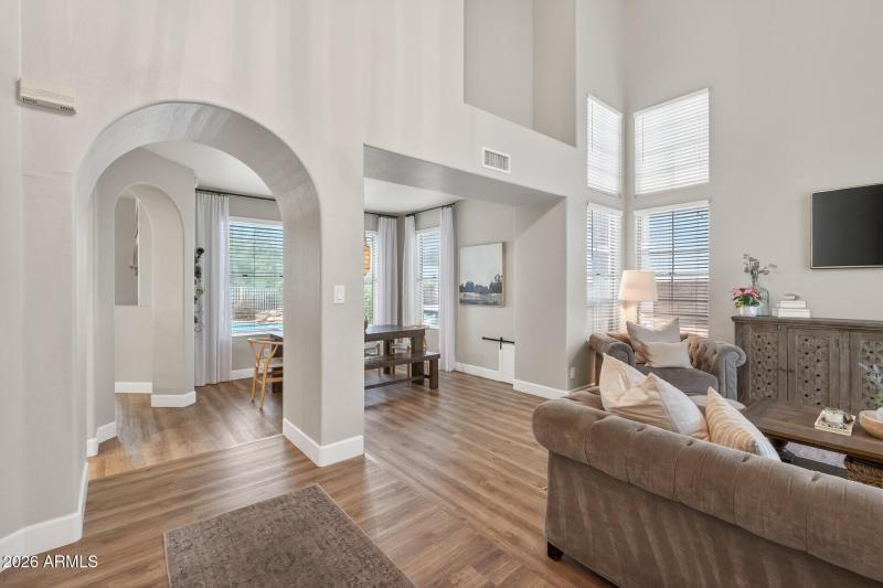 4221 E Rancho Caliente Drive