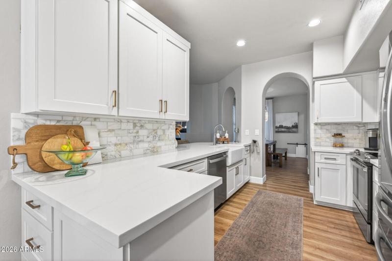 4221 E Rancho Caliente Drive