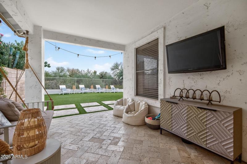 4221 E Rancho Caliente Drive