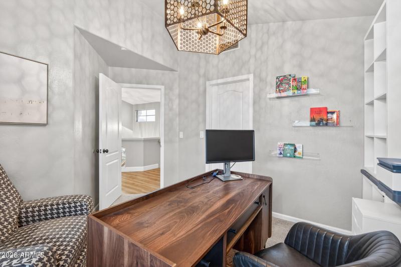 4221 E Rancho Caliente Drive