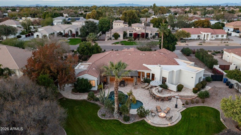 2731 E Capricorn Pl Exterior Photos-18